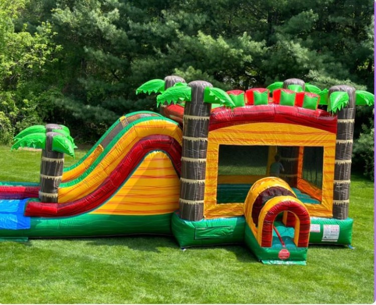 Wet/Dry Combo Bounce Houses