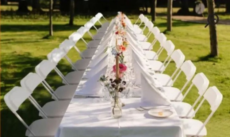 Tables & Chairs